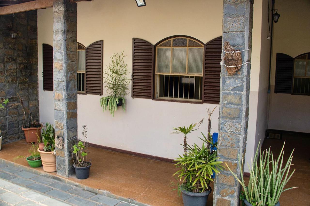 Casa Espacosa E Confortavel Na Regiao Da Pampulha 벨루오리존치 외부 사진